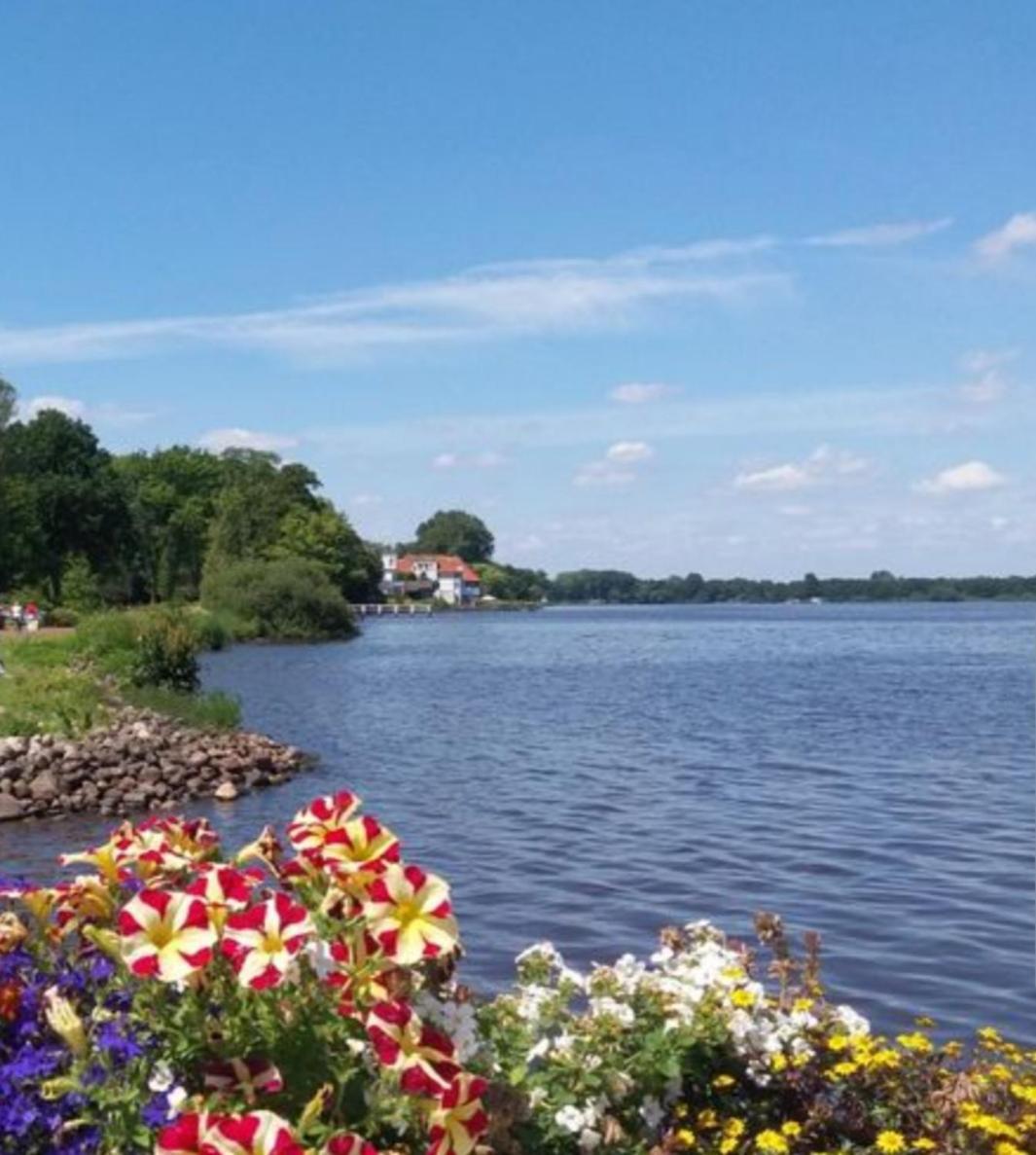 Wohlfuehloase Am Bad Zwischenahner Meer Luaran gambar